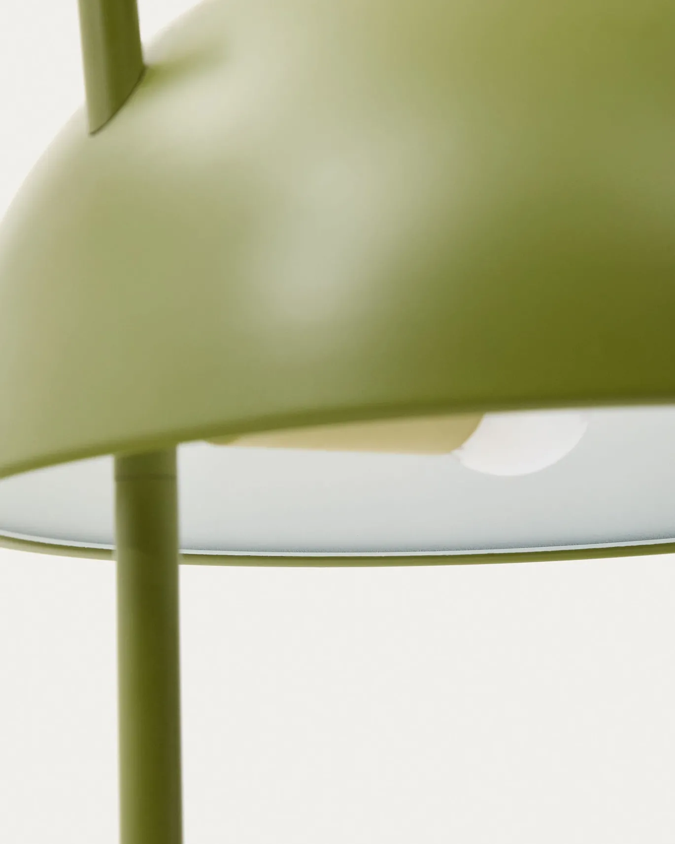 Kave Home Staande Lamp Catlar Essenhout Groen