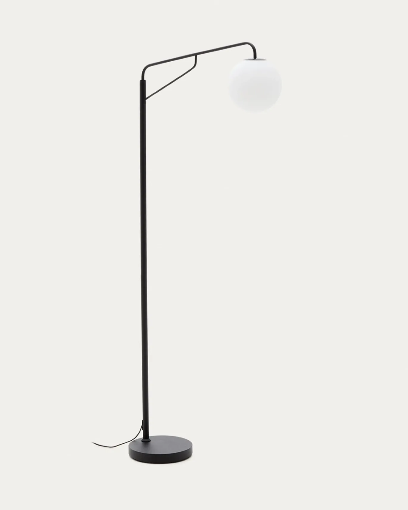 Kave Home Staande Lamp Eilo Zwart Staal en Gepolijst Glas