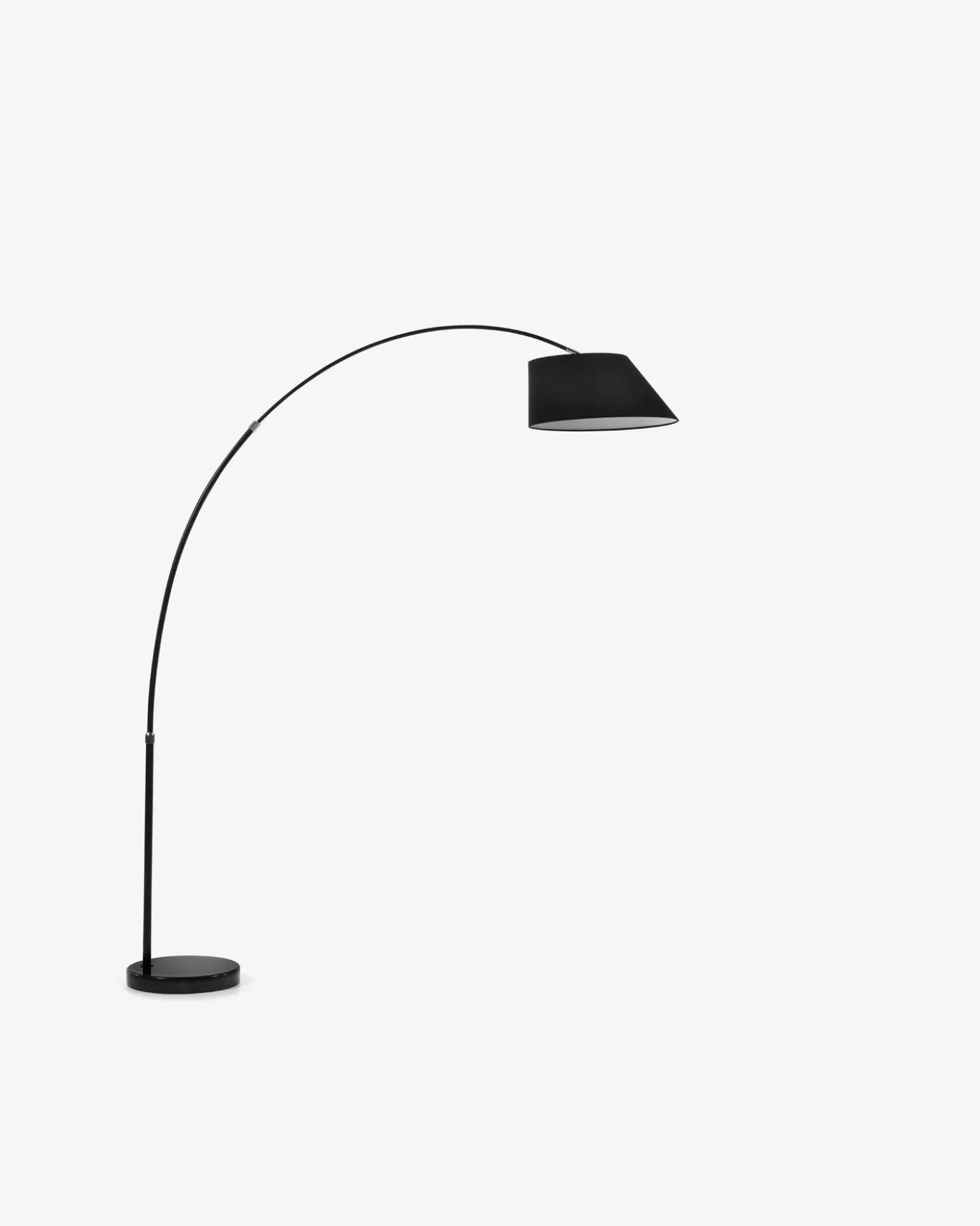 Kave Home Staande Lamp May Zwart