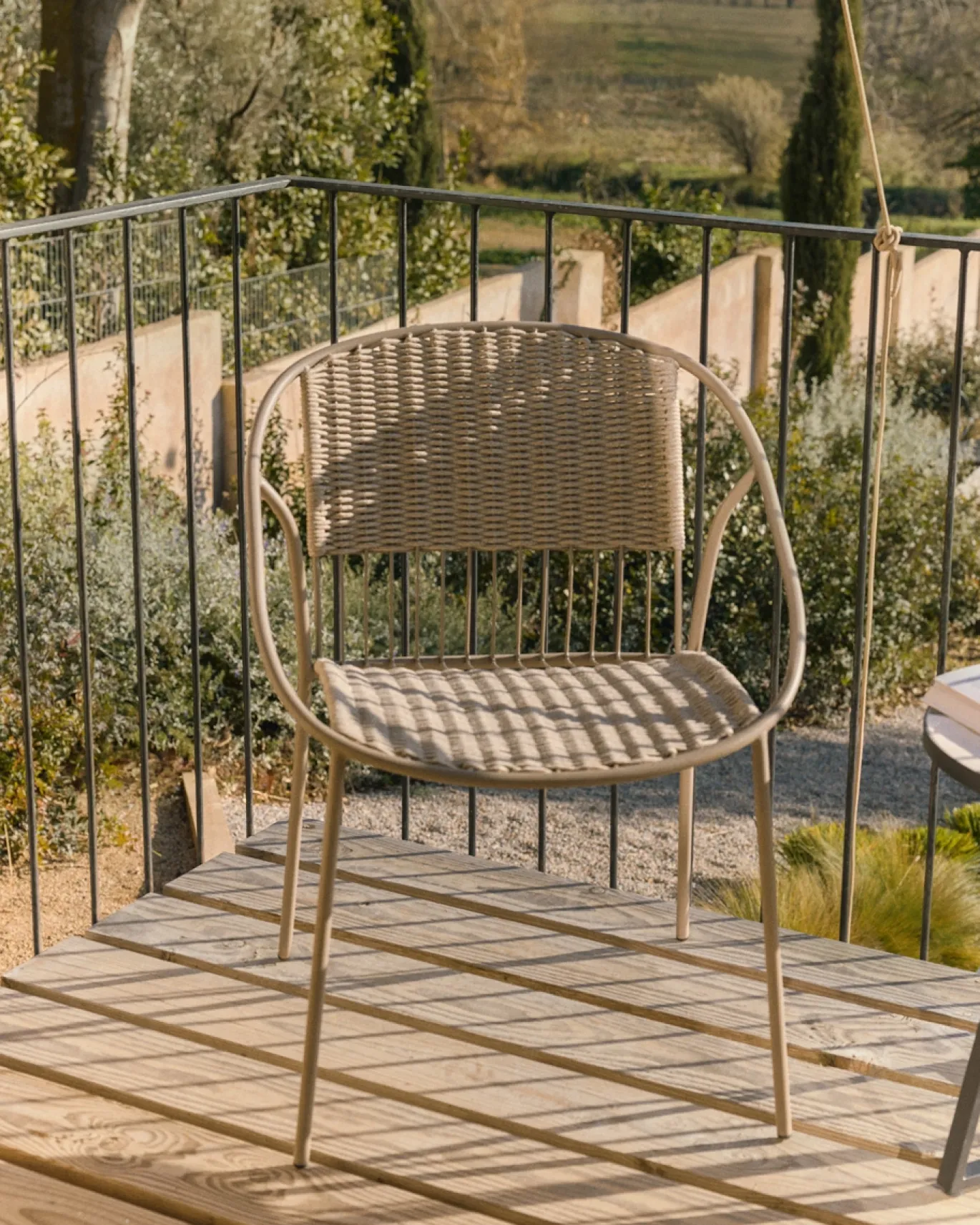 Kave Home Stapelbare Tuinstoel Atrani Staal/Touw Taupe