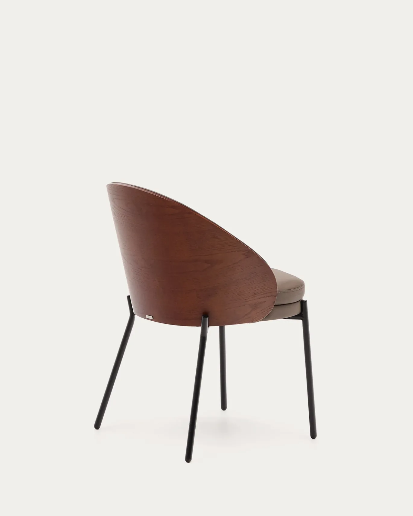 Kave Home Stoel Eamy Bruin Kunstleer Essenfineer