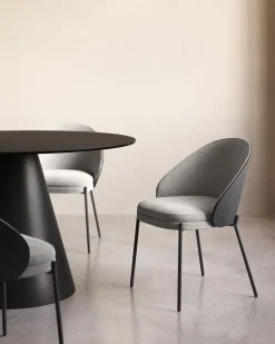 Kave Home Stoel Eamy Lichtgrijs Chenille en Zwart Essenhoutfineer