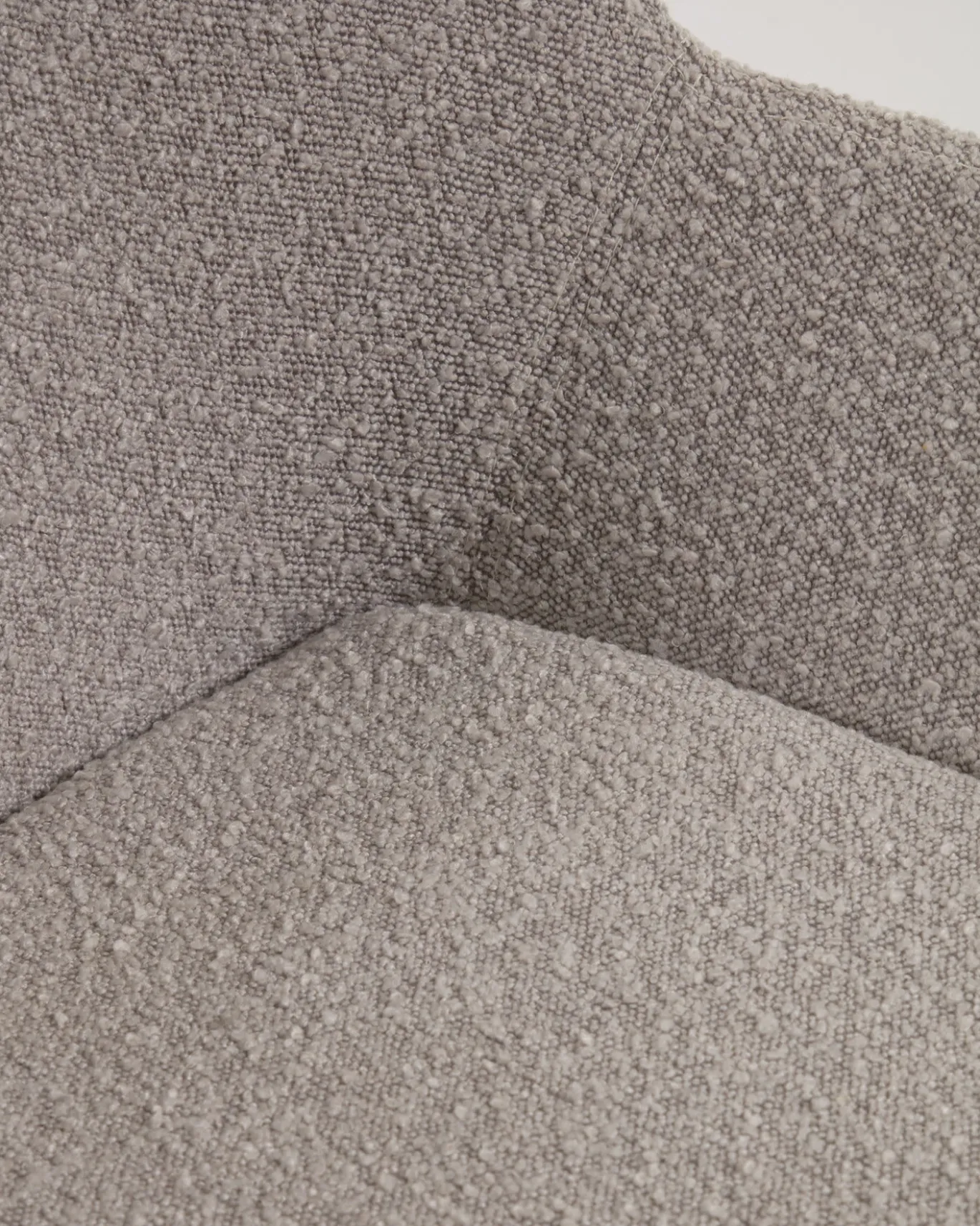 Kave Home Stoel Konna Lichtgrijs Bouclé Essenhout Naturel