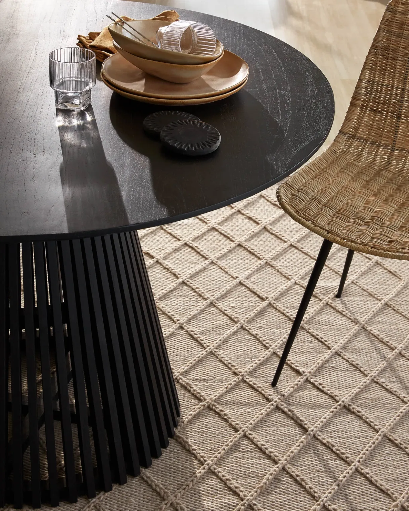 Kave Home Tafel Jeanette Ø120cm Zwart