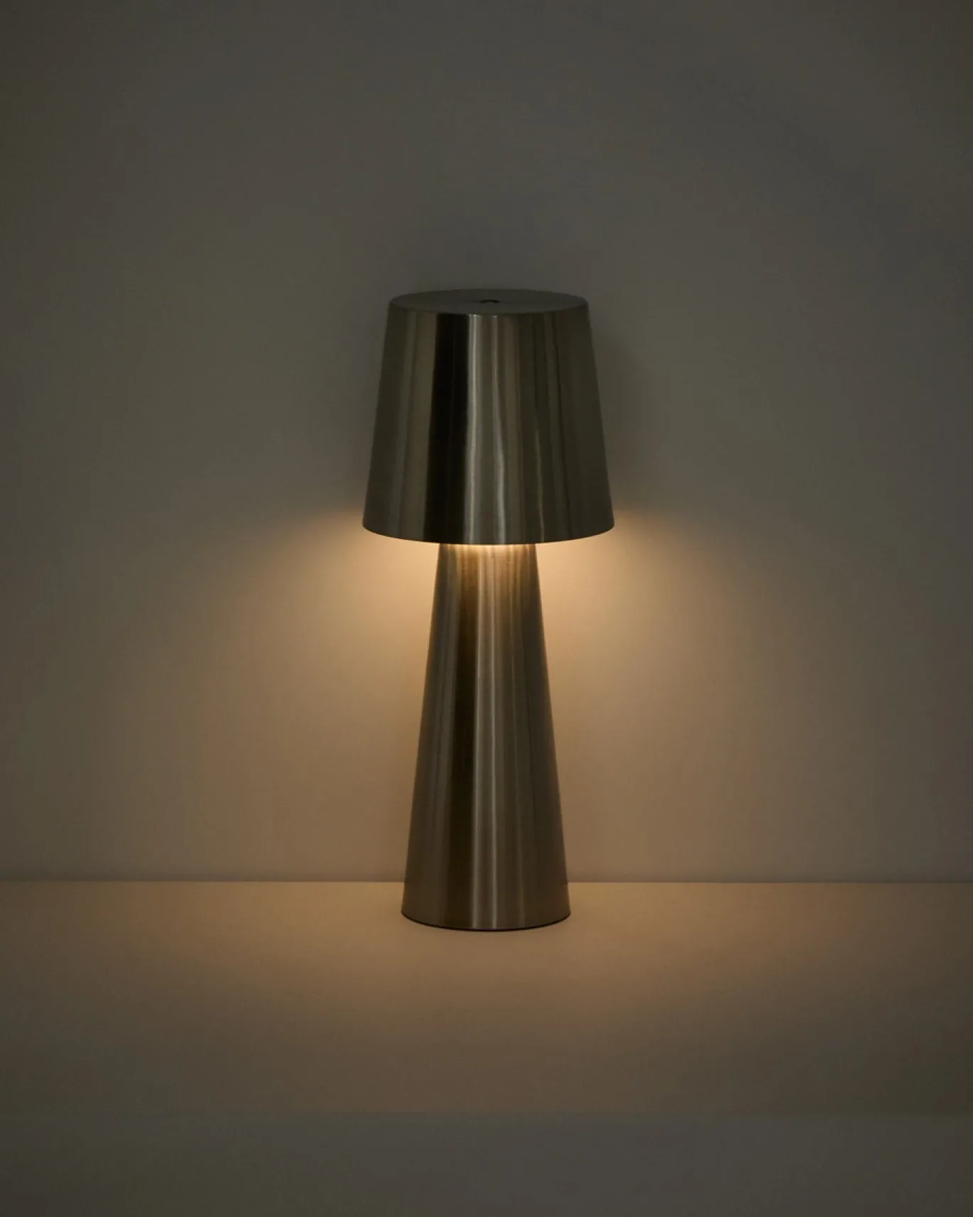 Kave Home Tafellamp Arenys Metaal Zilver