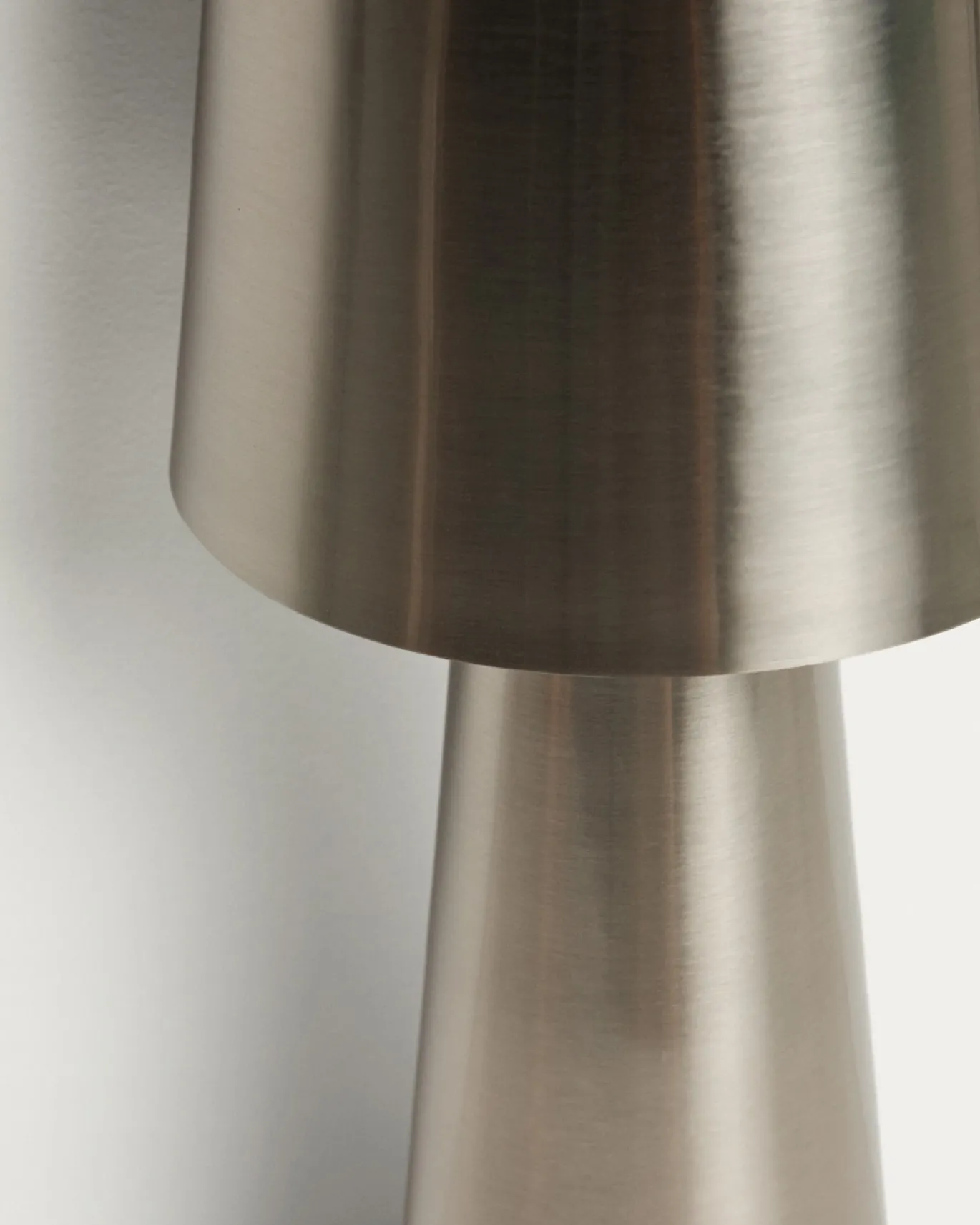 Kave Home Tafellamp Arenys Metaal Zilver