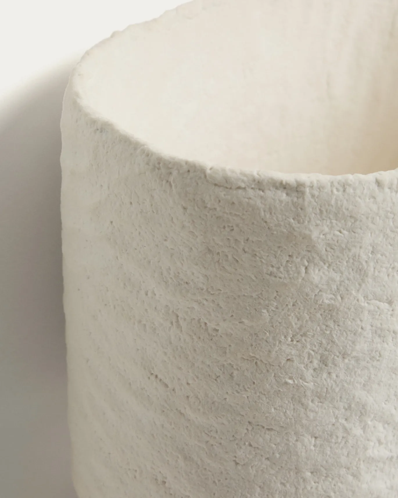 Kave Home Tafellamp Bedala Papier-maché Wit