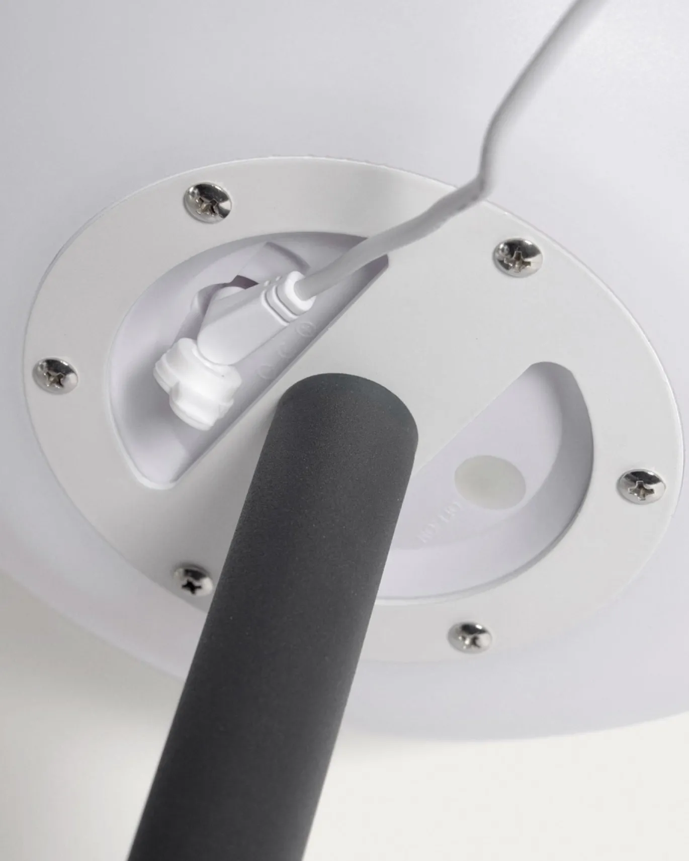 Kave Home Tafellamp Dinesh Outdoor Zwart Staal