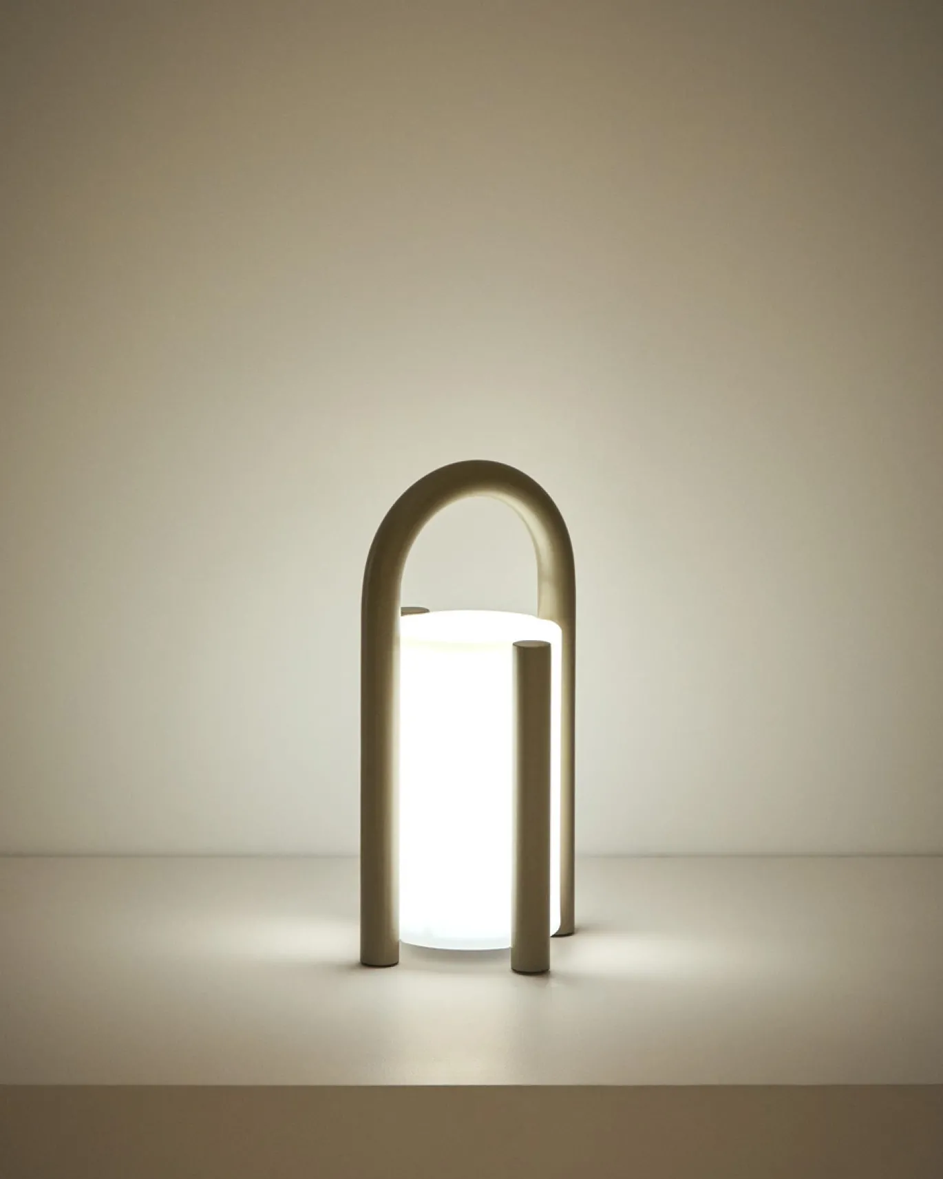 Kave Home Tafellamp Leros Staal Taupe Klein