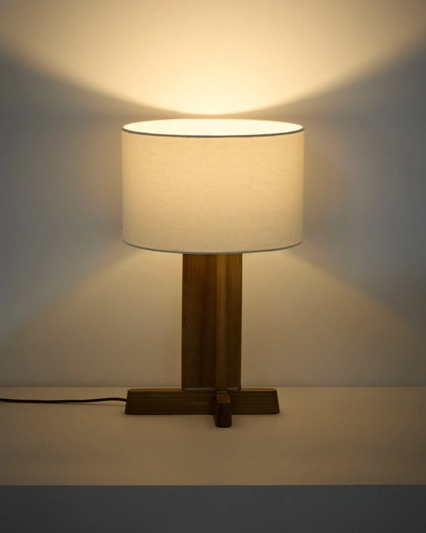 Kave Home Tafellamp Niani Rubberhout Naturel Katoen Ø30cm