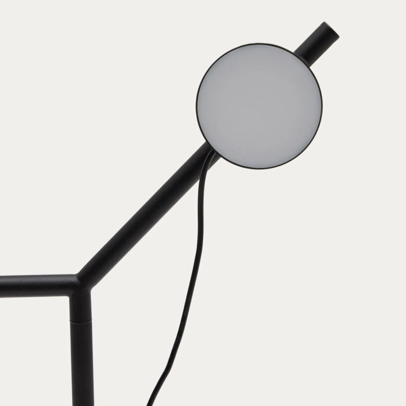 Kave Home Tafellamp Orey Zwart met Verstelbare Spot