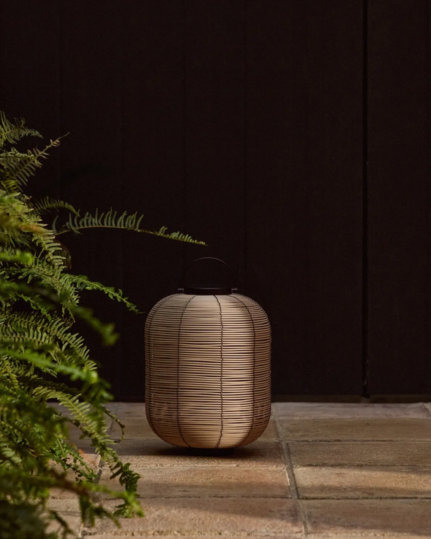Kave Home Tafellamp Saranella Rotan Lichtgrijs Klein