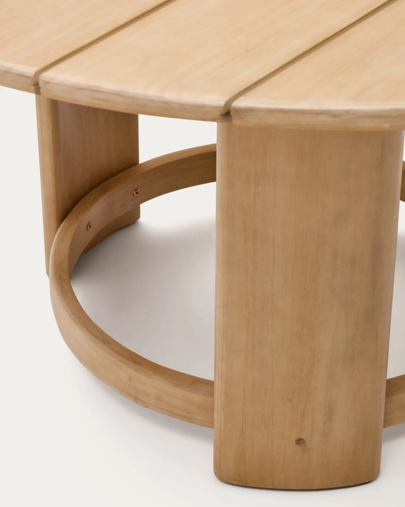 Kave Home Tafel Xoriguer Rond Massief Eucalyptushout Ø140cm