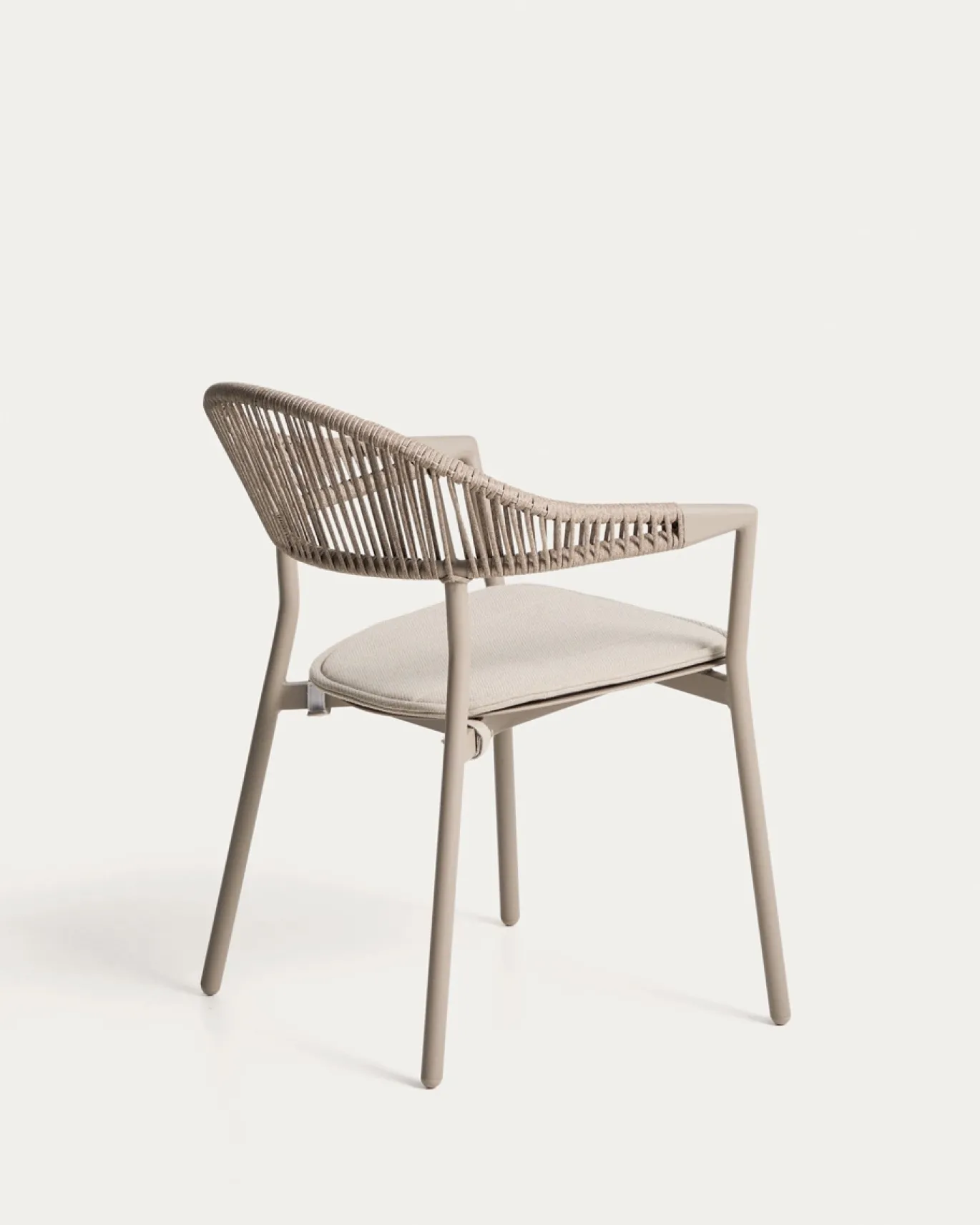 Kave Home Tuinstoel Alimia Stapelbaar Aluminium Taupe
