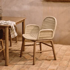 Kave Home Tuinstoel Alipa Acaciahout Beige met Armleuning