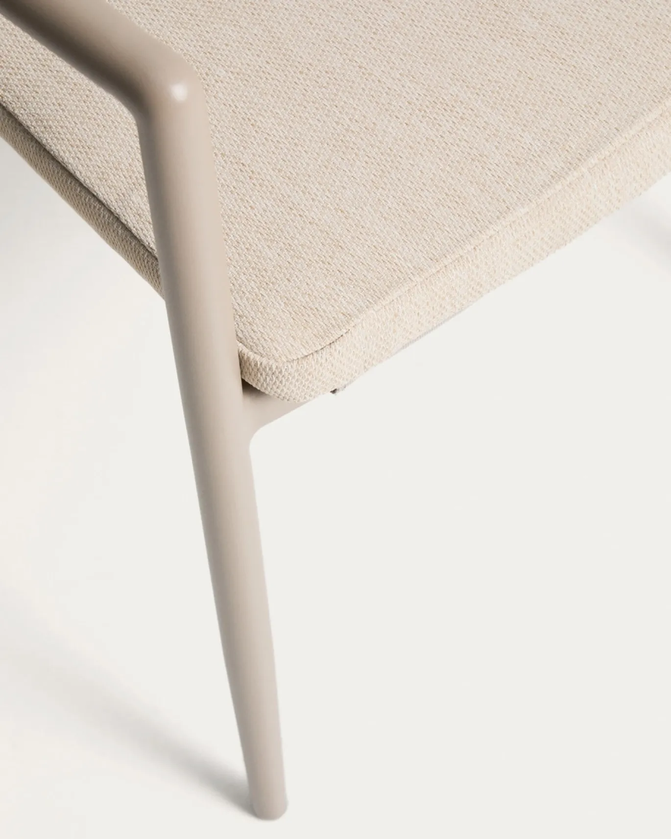 Kave Home Tuinstoel Argasi Stapelbaar Taupe Touw