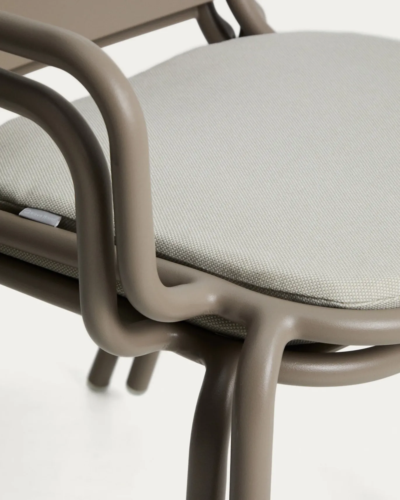 Kave Home Tuinstoel Joncols Stapelbaar Taupe