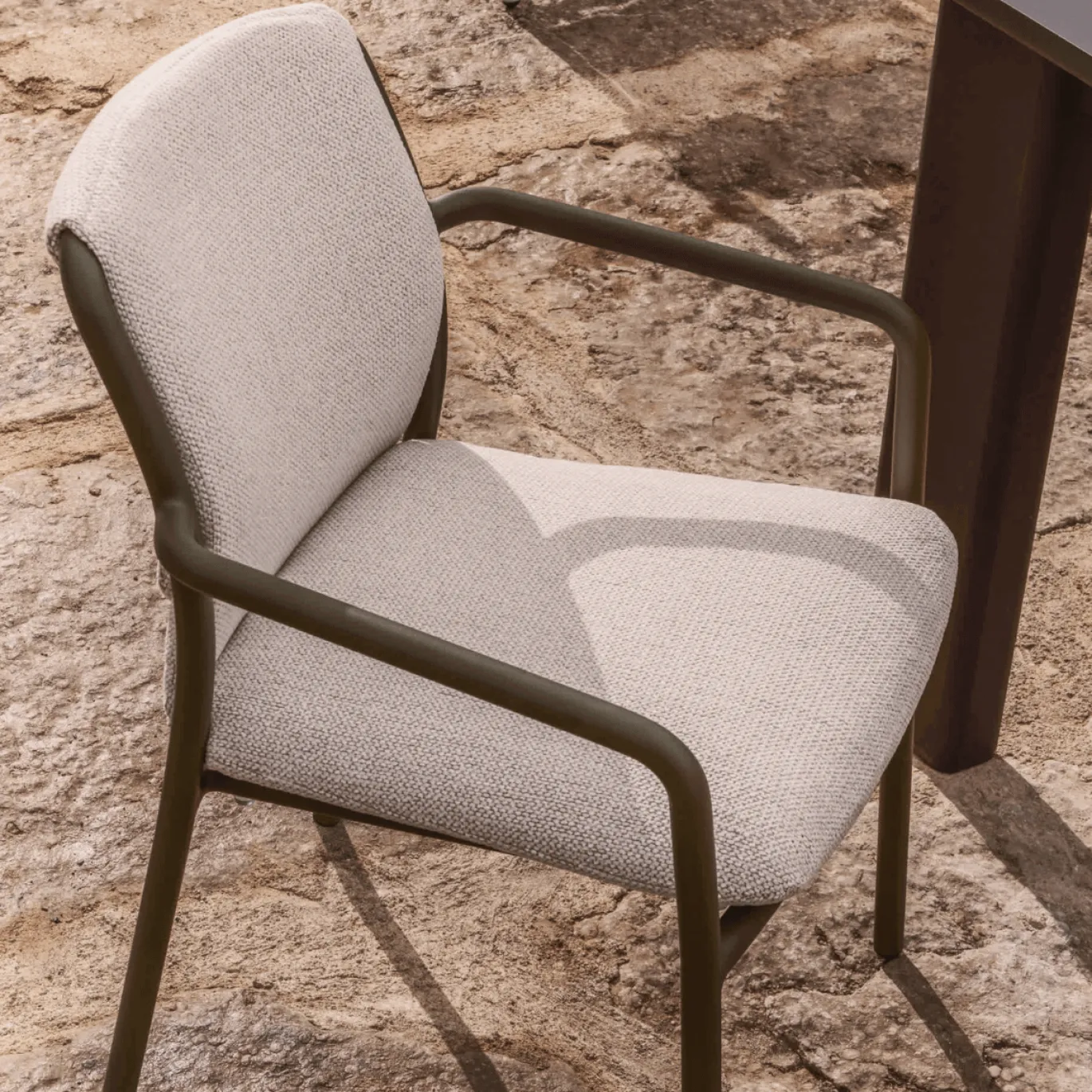 Kave Home Tuinstoel Linosa Aluminium Groen/Beige
