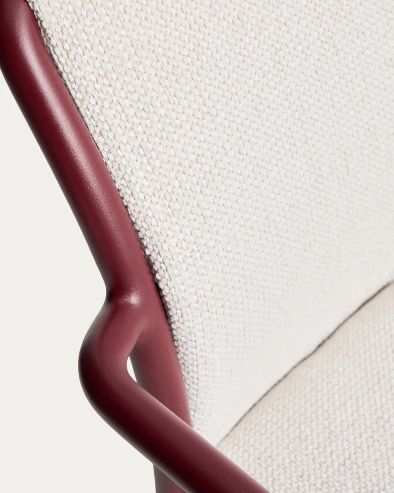 Kave Home Tuinstoel Linosa Aluminium Bordeaux/Beige
