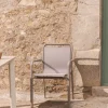 Kave Home Tuinstoel Luri Stapelbaar Aluminium Taupe
