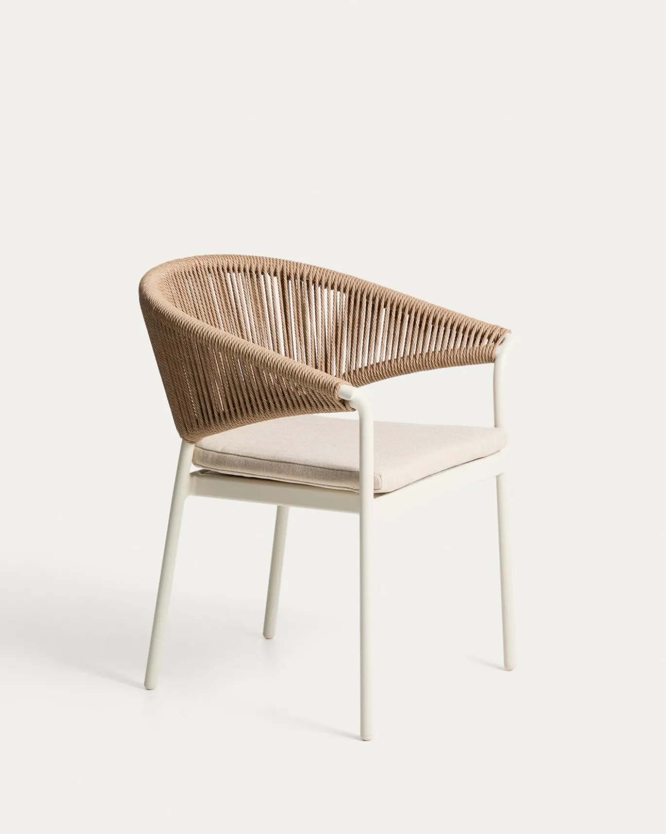 Kave Home Tuinstoel Zuara Aluminium Beige Synthetisch Touw Bruin