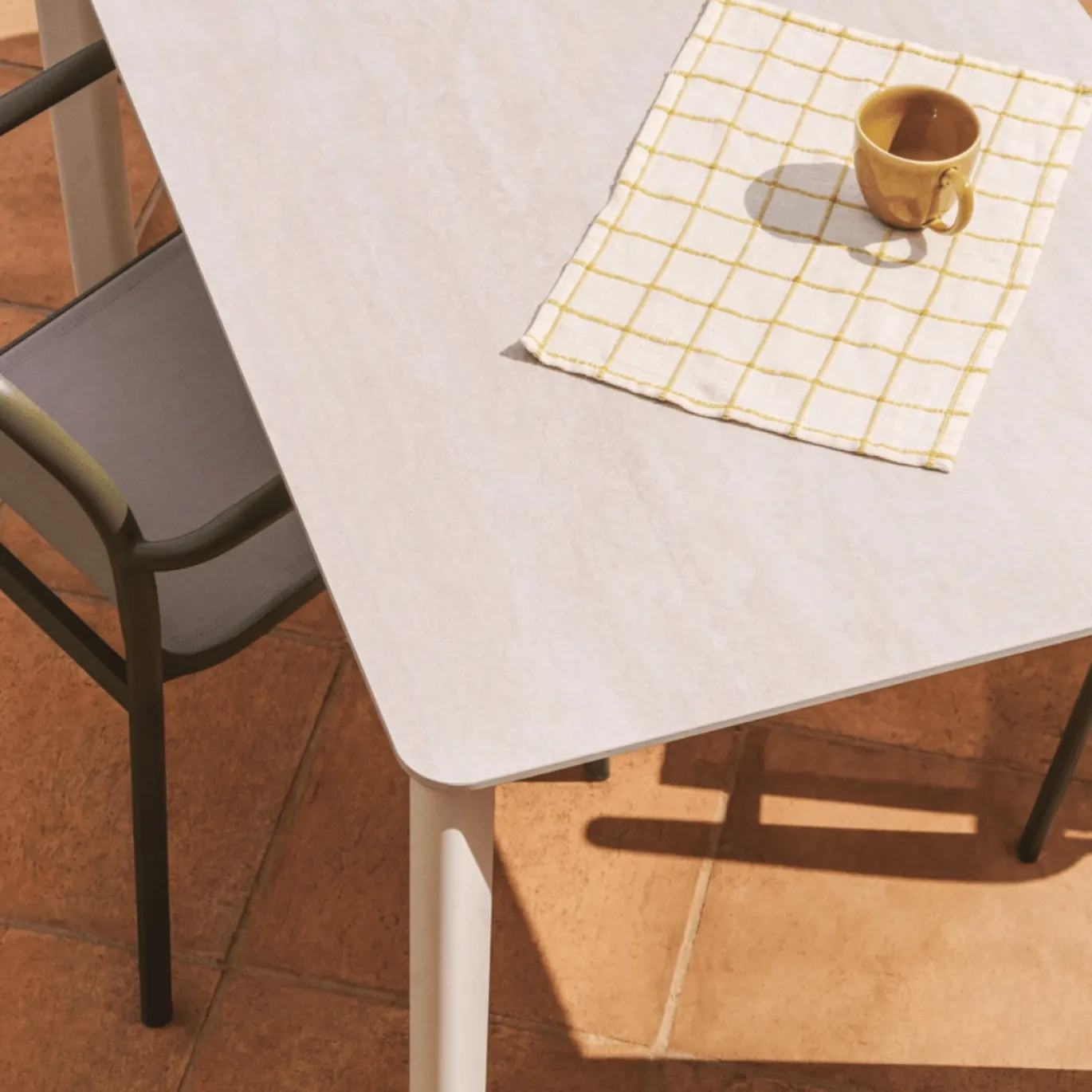 Kave Home Tuintafel Anafi Sintered Stone Beige 140cm
