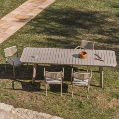 Kave Home Tuintafel Izola Aluminium Taupe 220-280cm