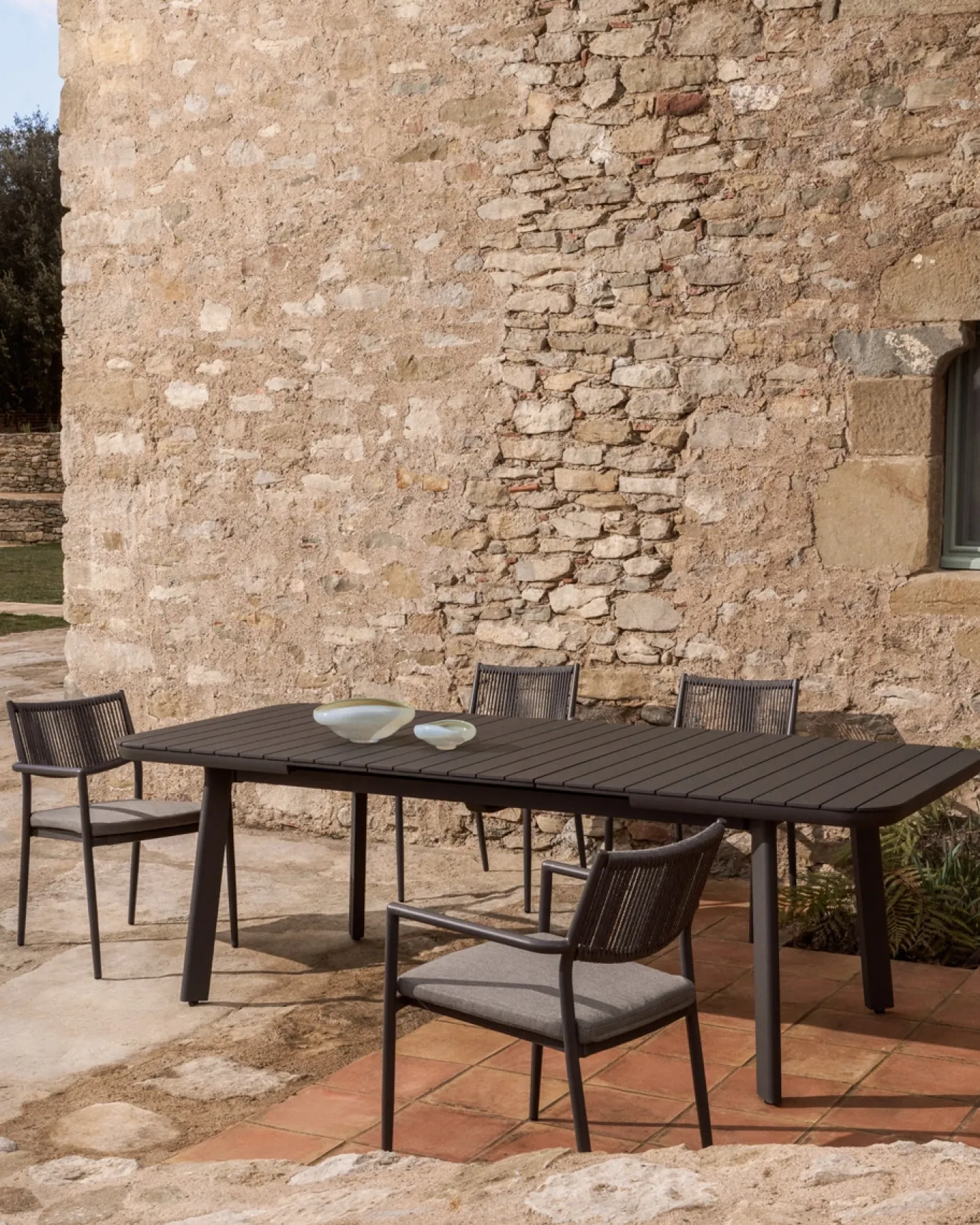 Kave Home Tuintafel Izola Aluminium Grafiet 220-280cm