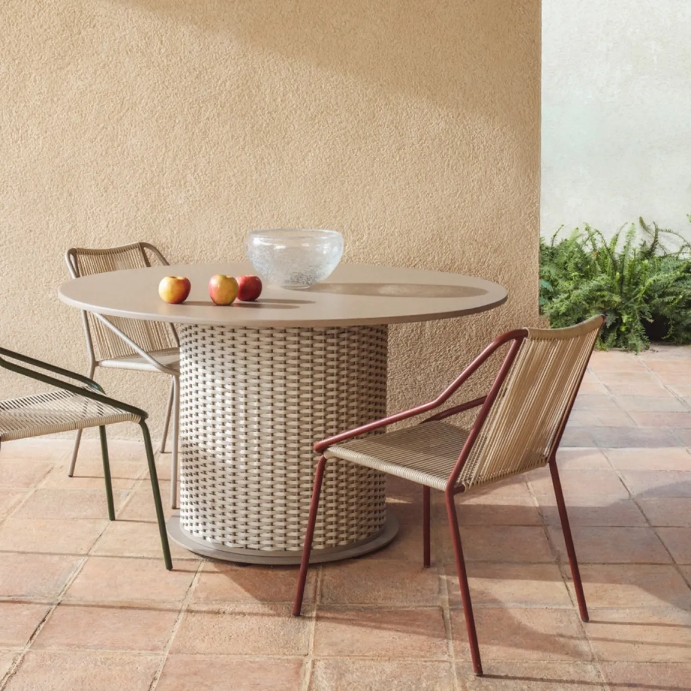 Kave Home Tuintafel Sedalis Taupe ø120cm
