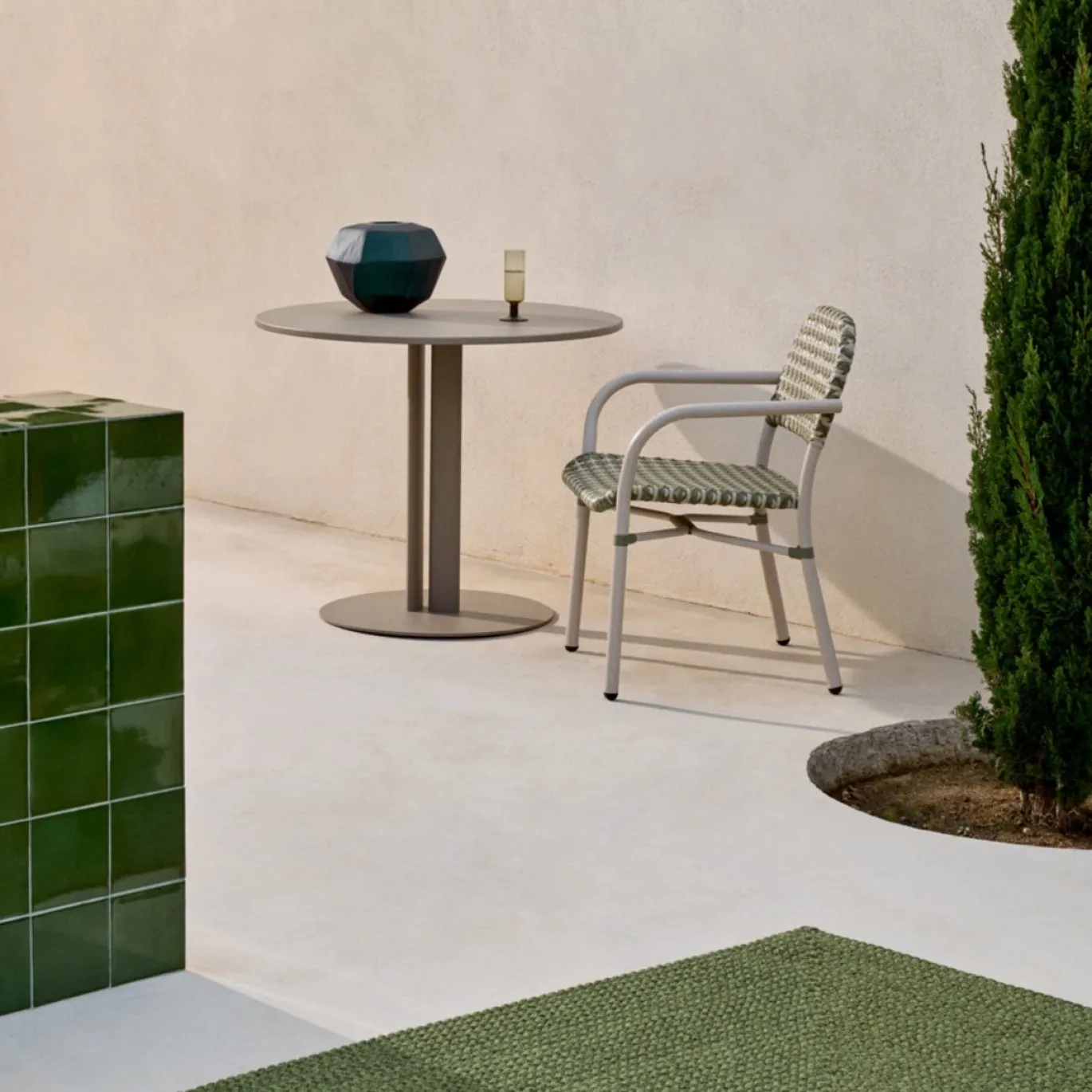 Kave Home Tuintafel Sedalis Taupe Ø80cm