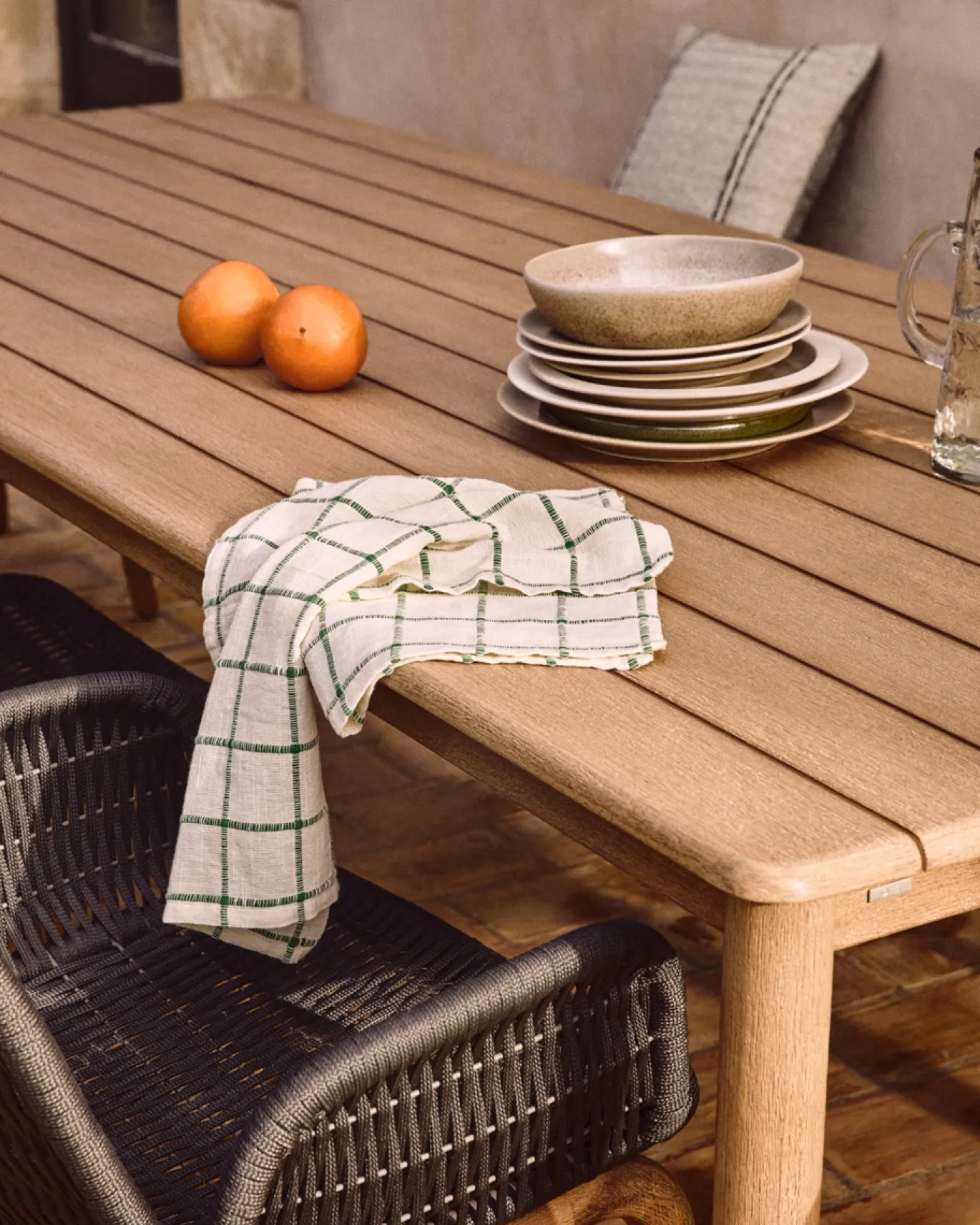 Kave Home Tuintafel Sori Massief Acaciahout Naturel 240cm
