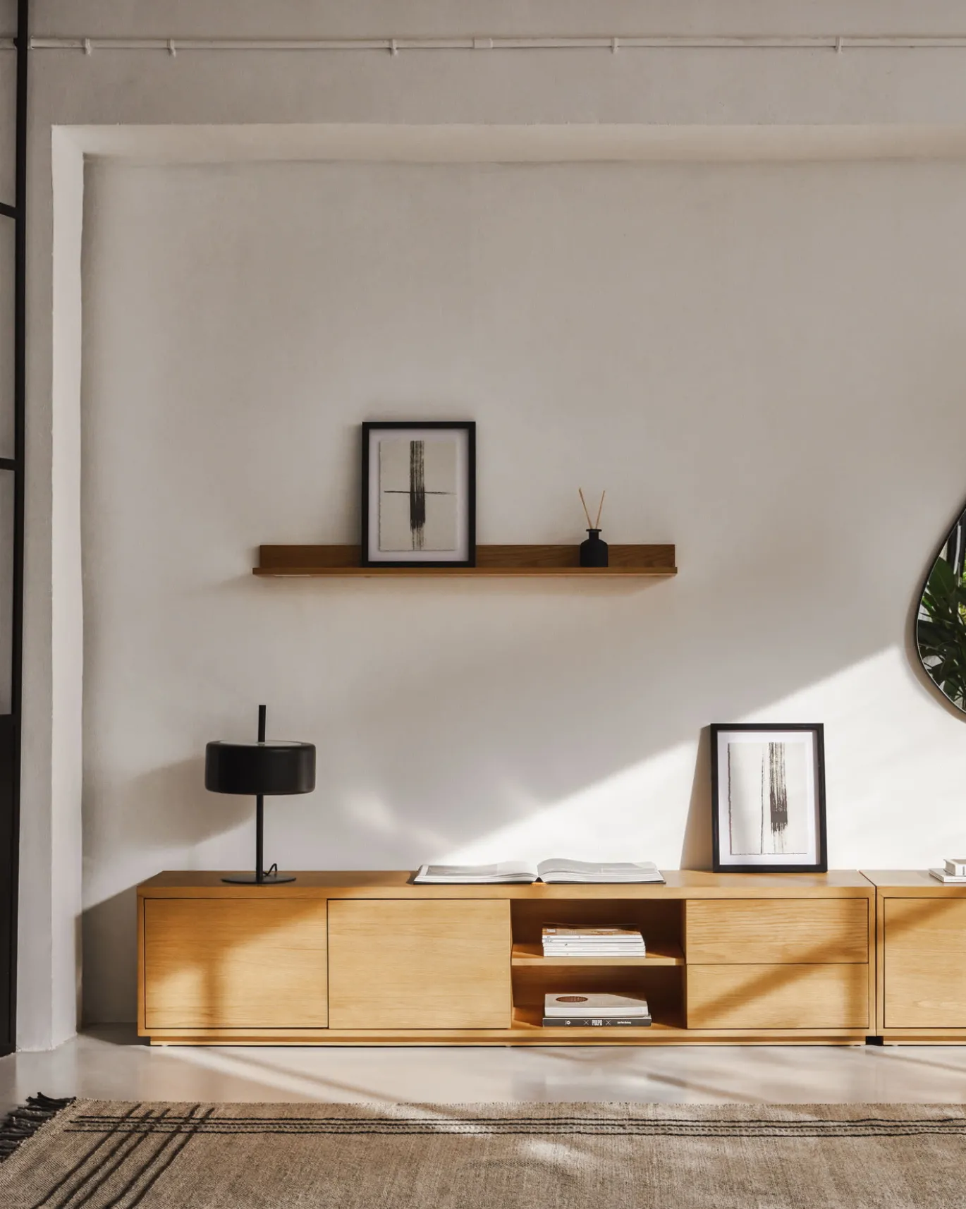 Kave Home Tv-meubel Abilen Eikenfineer 200x44cm