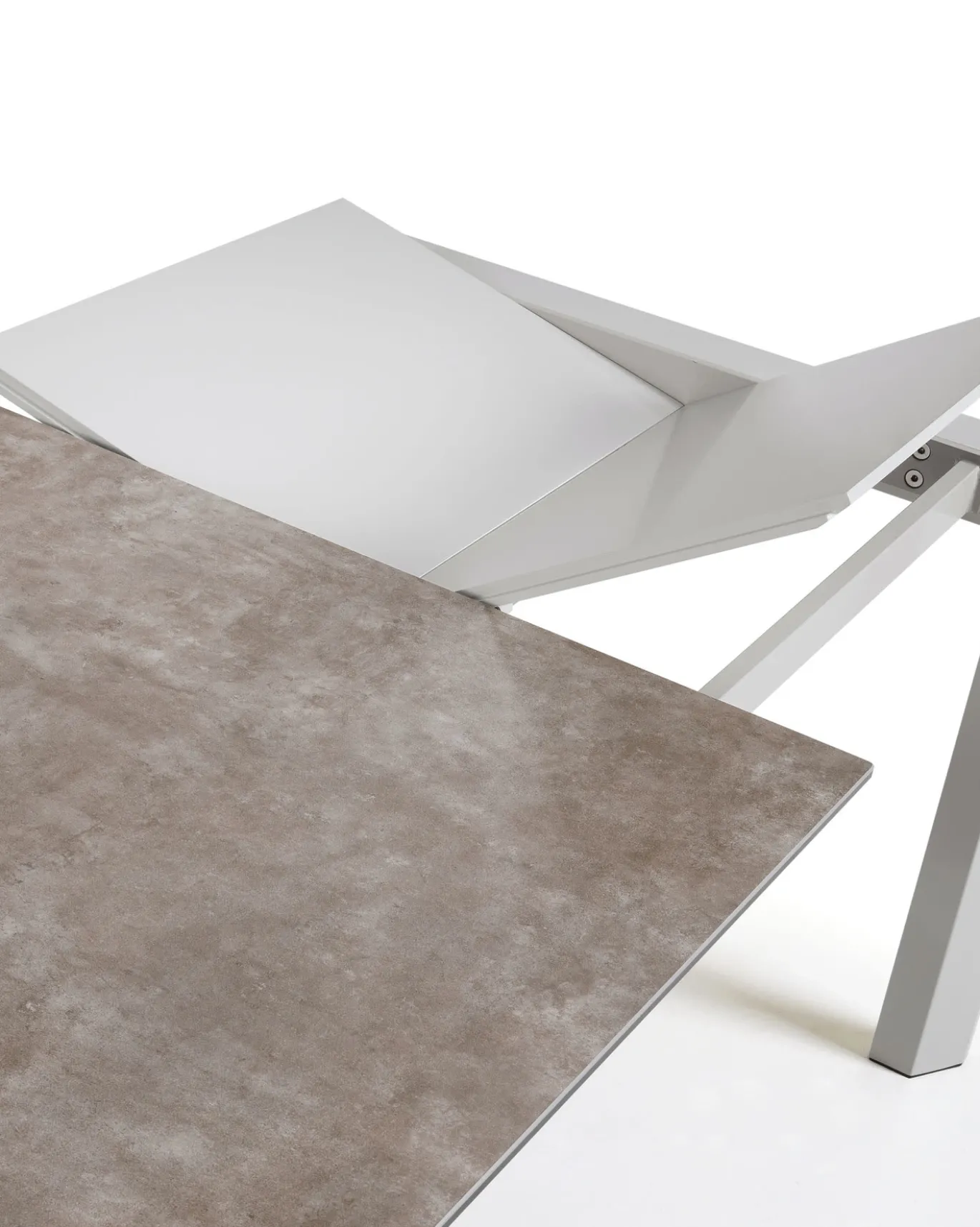 Kave Home Uitschuifbare Keramische Tafel Axis Grijze Stalen Poten 120-180cm