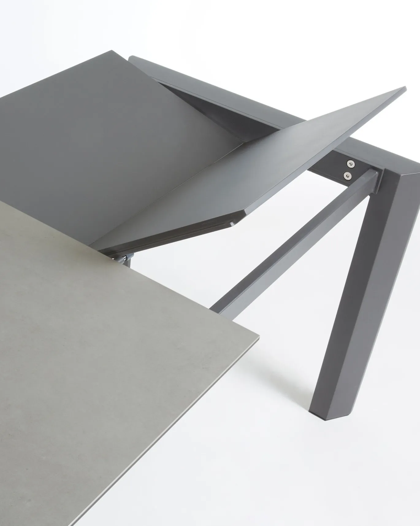Kave Home Uitschuifbare Keramisch Tafel Axis met Antraciet Stalen Poten 120 (180)cm