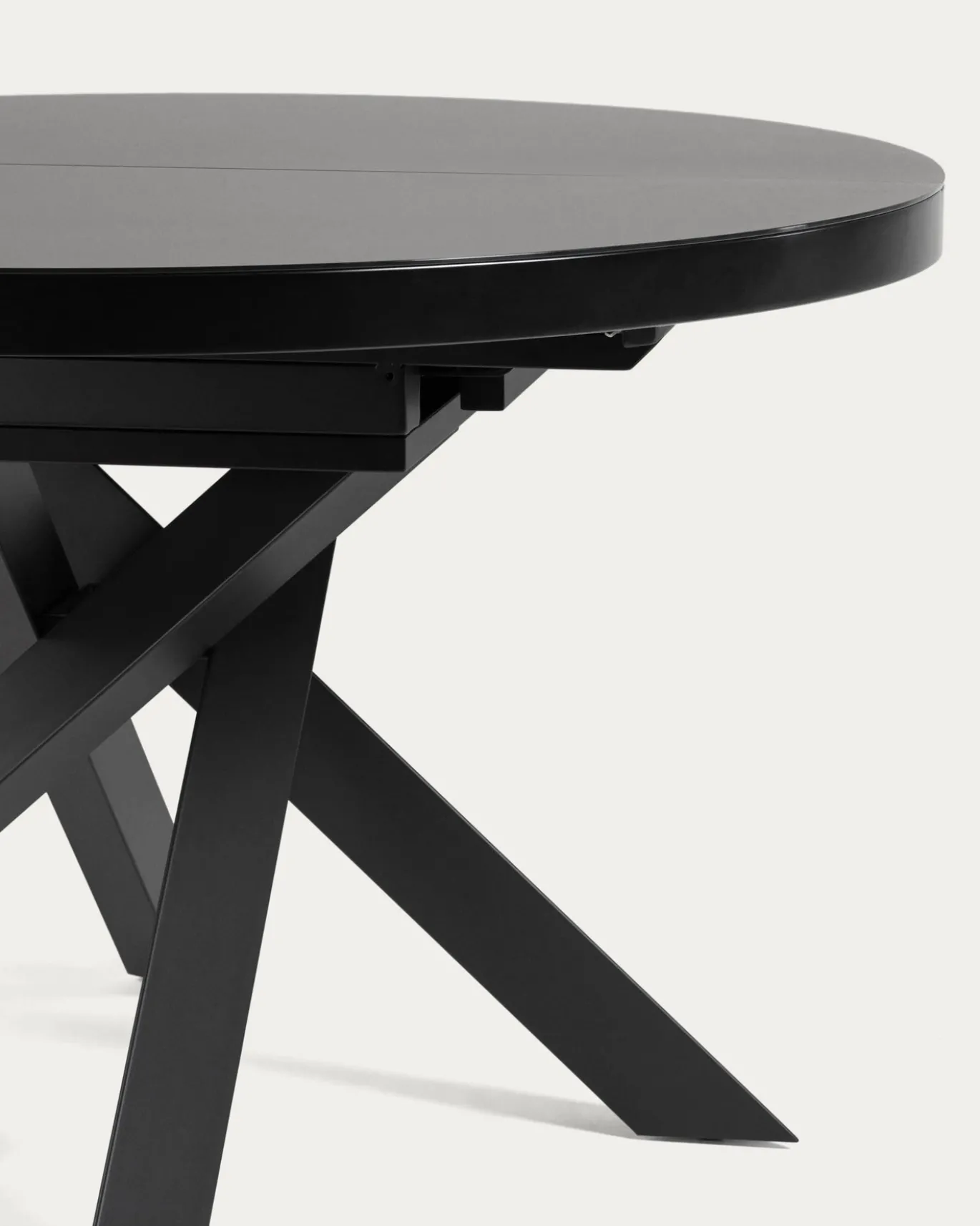 Kave Home Uitschuifbare Ronde Tafel Vashti Zwart Glas Ø120-160cm