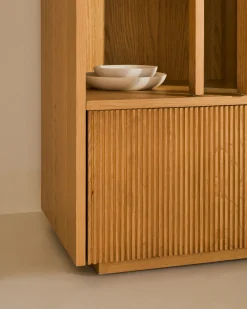Kave Home Vitrinekast Helvine Eikenfineer En Gehard Glas 100x174cm