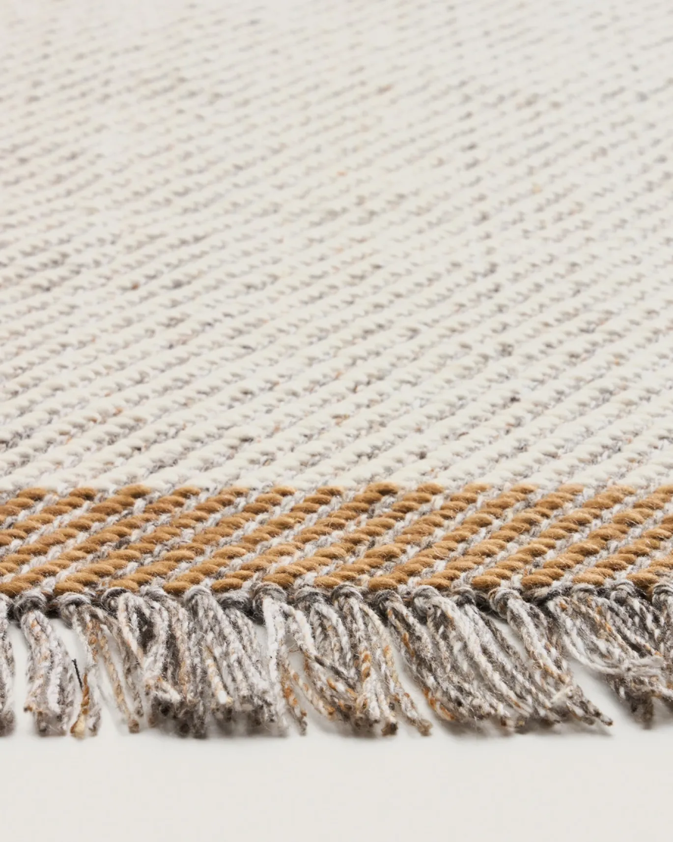 Kave Home Vloerkleed Brina Beige Wol Visgraat-jacquardmotief 300x200cm
