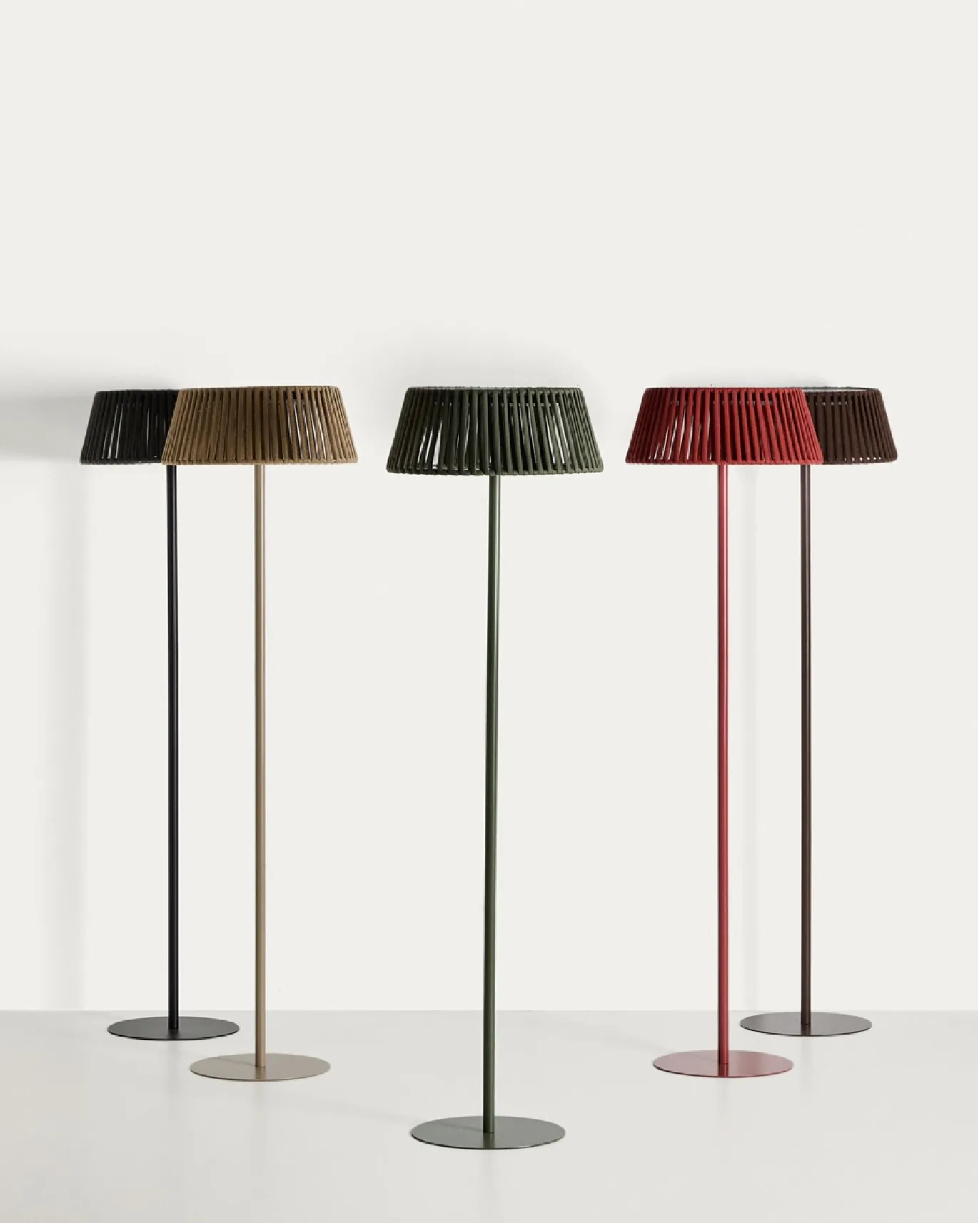 Kave Home Vloerlamp Aldet Outdoor Touw Metaal Bruin Ø46cm