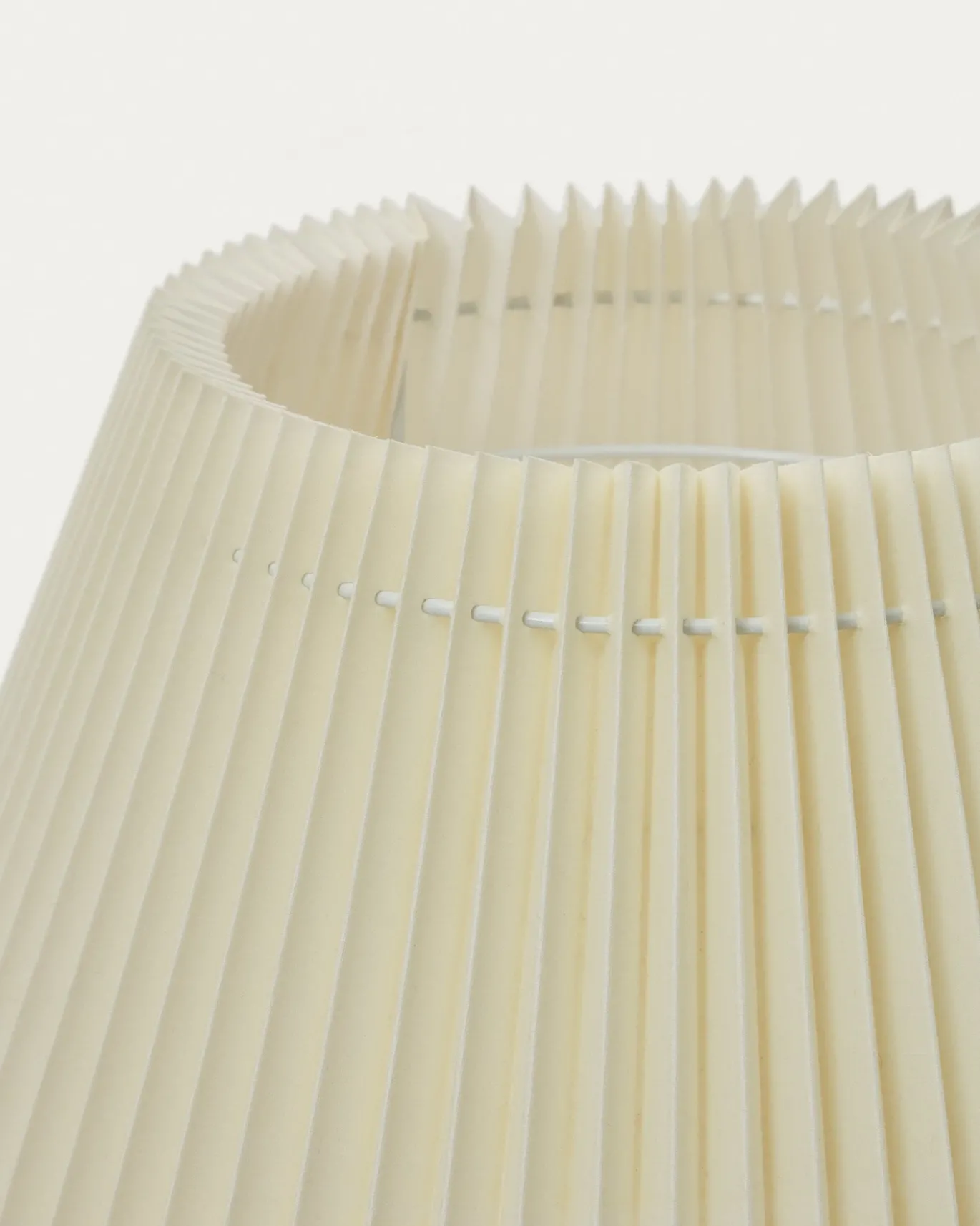 Kave Home Vloerlamp Benicarlo Massief Rubberhout Beige