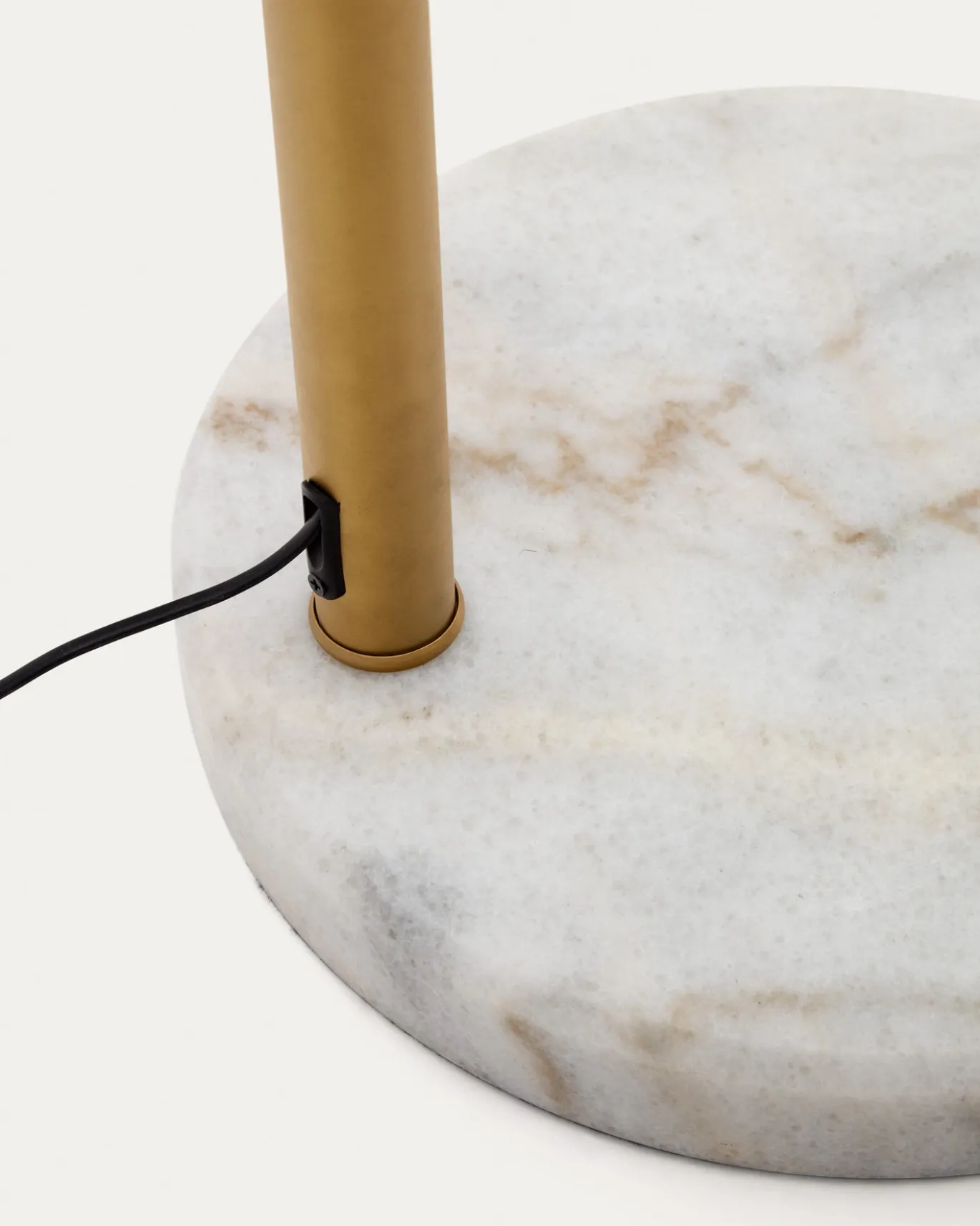 Kave Home Vloerlamp Madali Metaal Messing