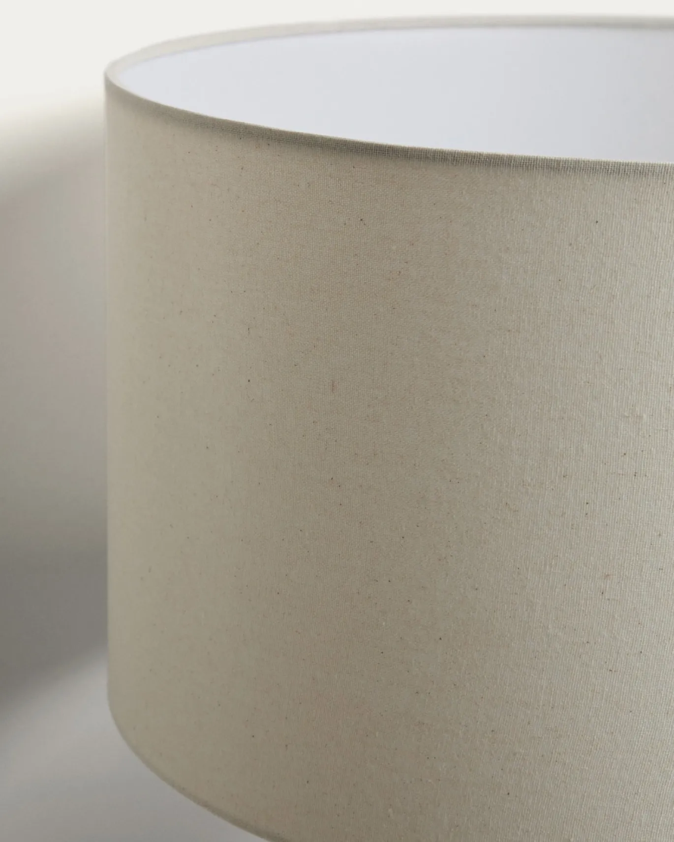 Kave Home Vloerlamp Niani Rubberhout Donkerbruin Katoen