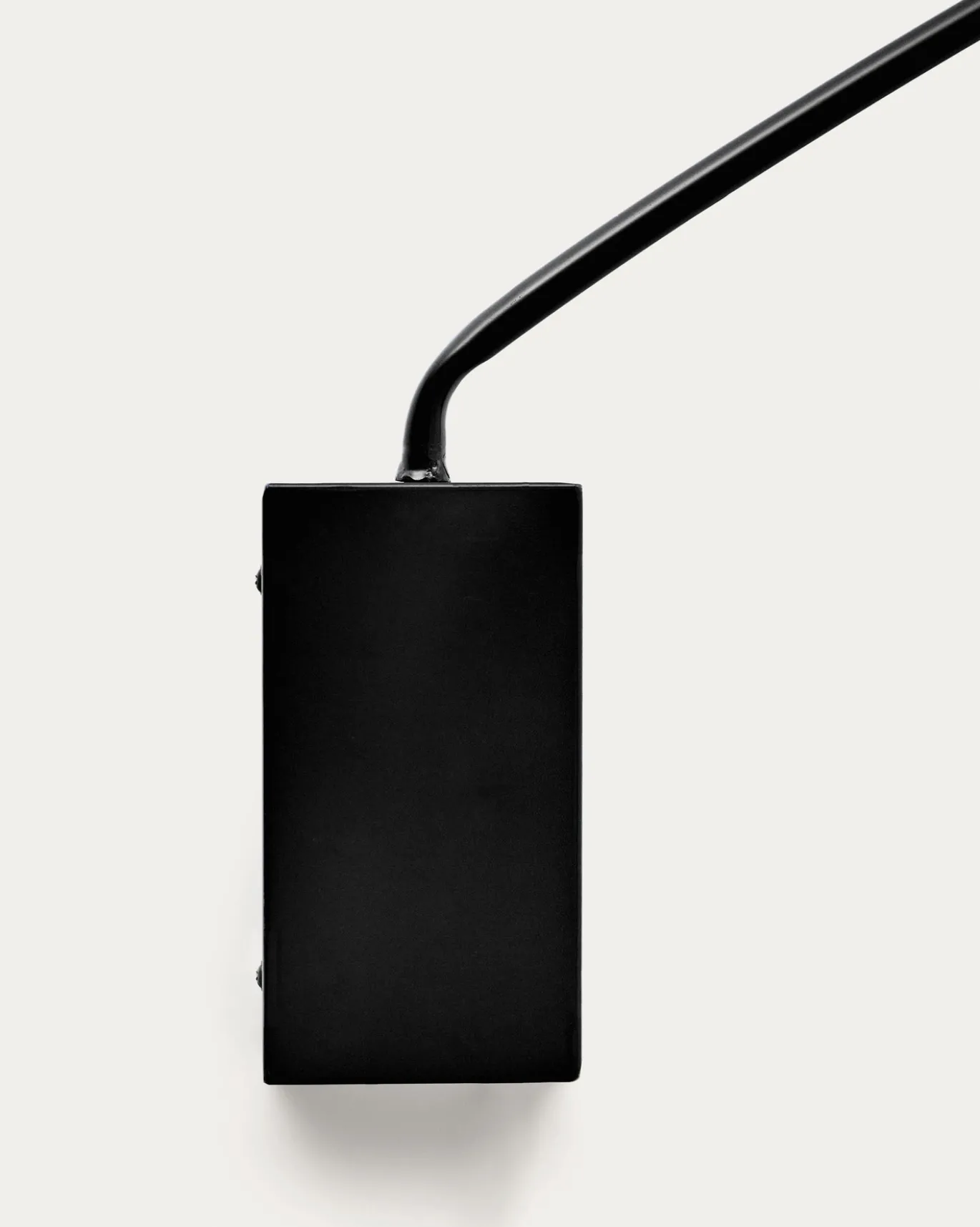 Kave Home Wandlamp Kally Zwart