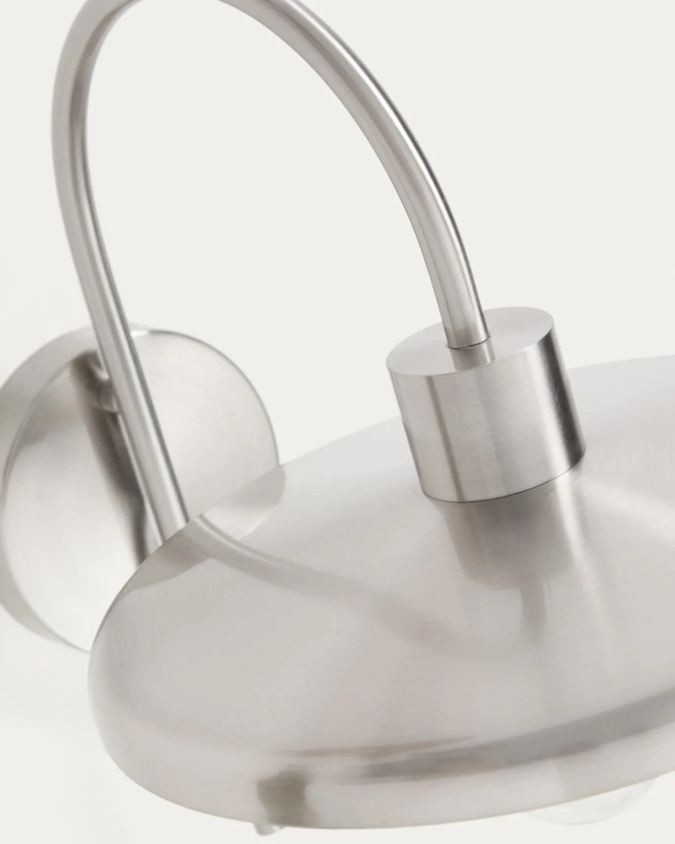 Kave Home Wandlamp Nuvira Zilver Geborsteld Metaal