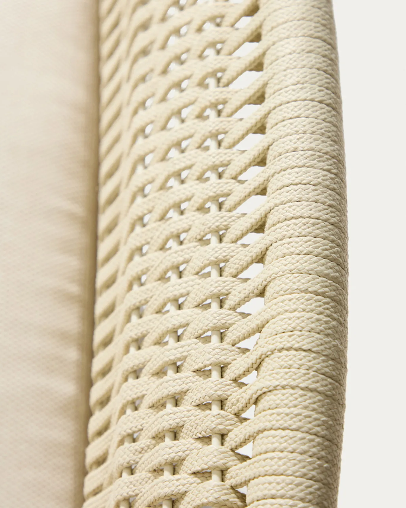 Kave Home 2-Zitsbank Alipa Acaciahout Beige 165cm