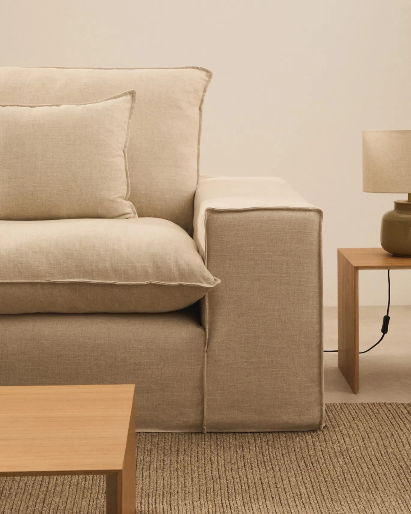 Kave Home 2-zitsbank Anarela Beige Linnen 240cm