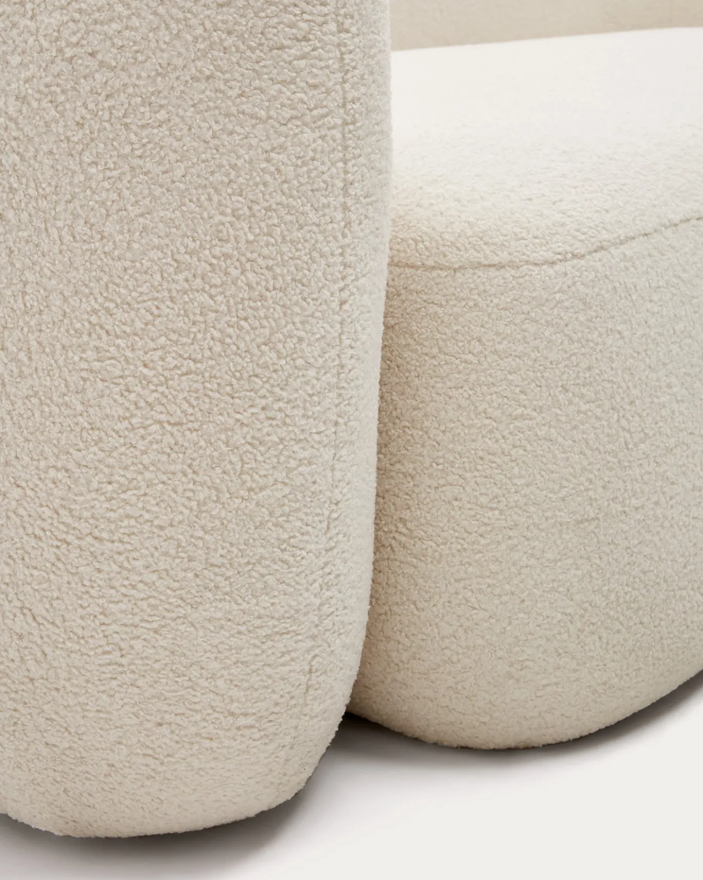 Kave Home 3-zitsbank Martina Gebroken Wit Bouclé 246cm