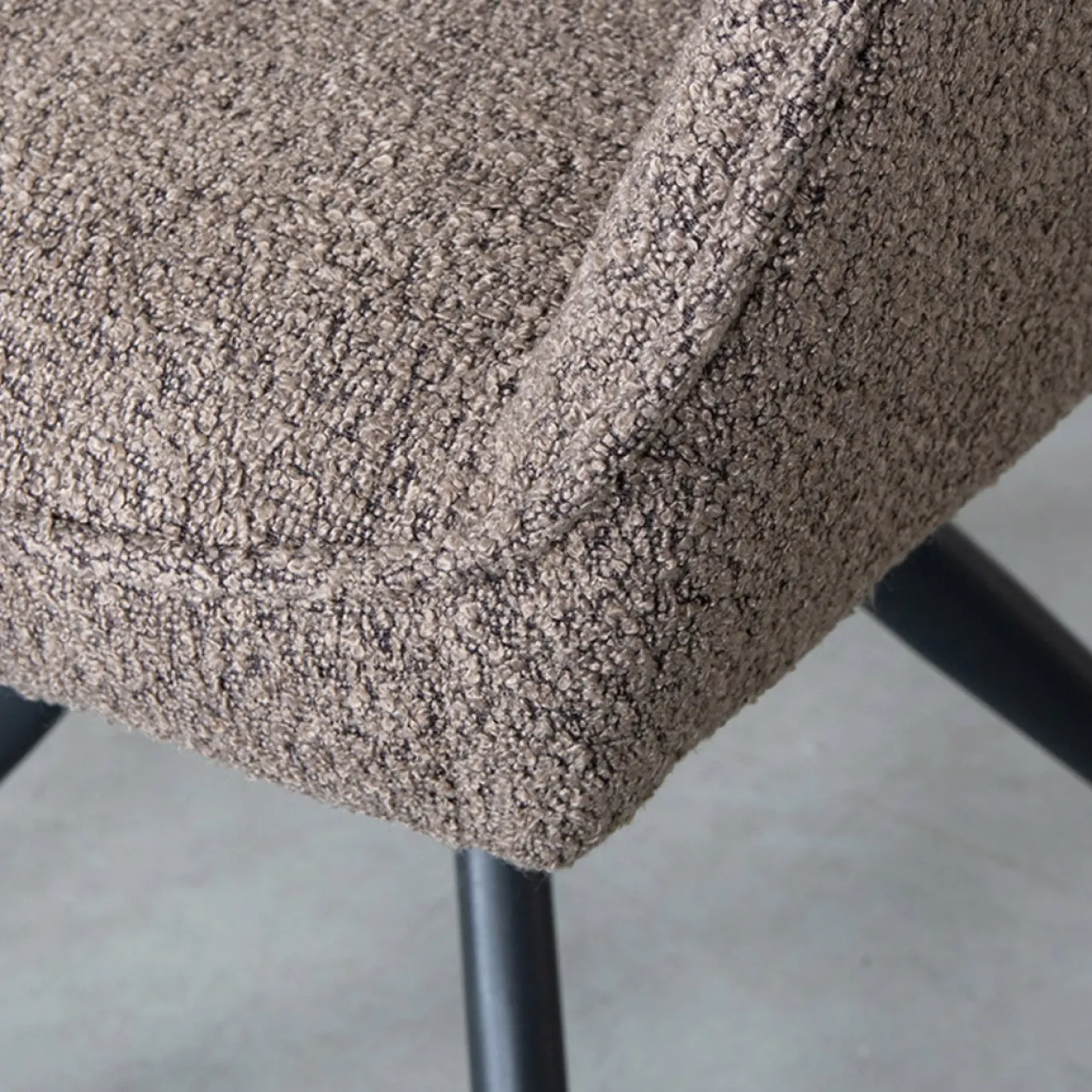 LABEL51 Eetkamerstoel Finley Bouclé Bruin