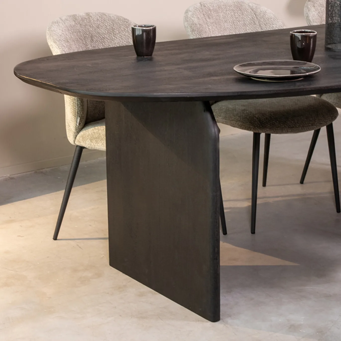 LABEL51 Eettafel Cooper Organisch Zwart 250cm