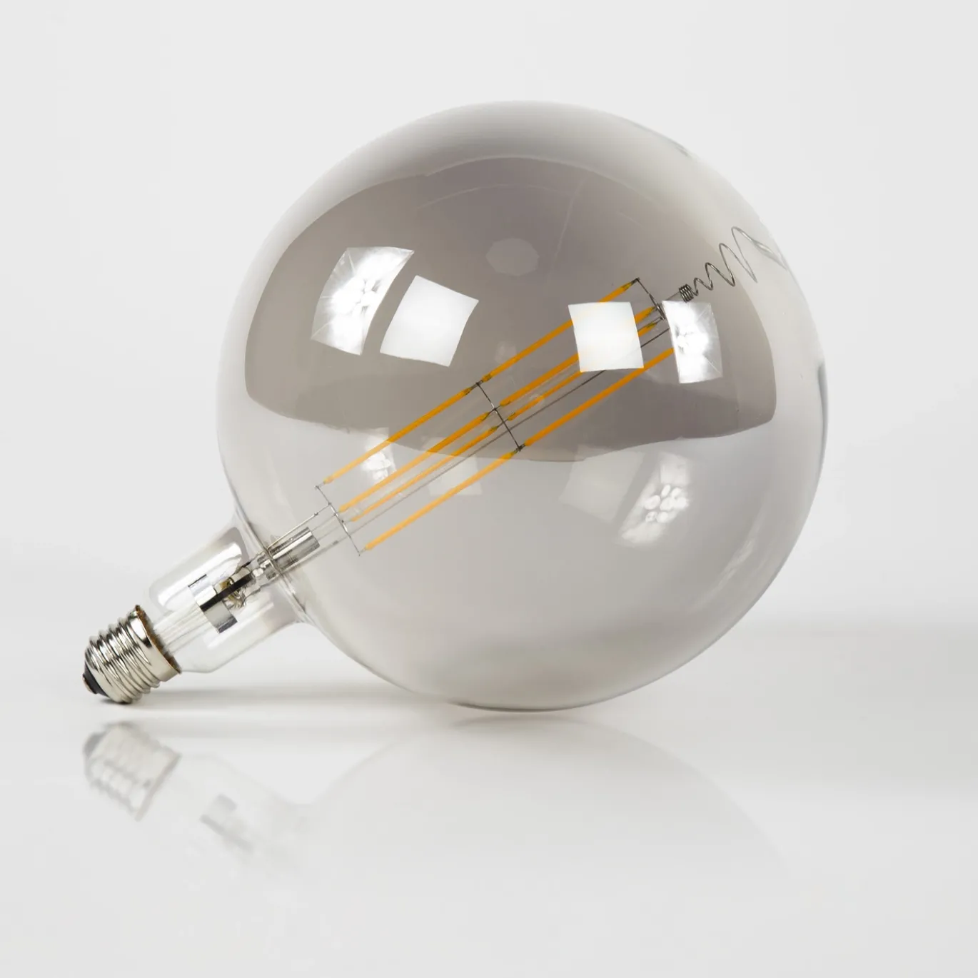 Lichtbron LED filament bol Ø20 0 - E27 8W / Smoke grey glas - Giga Meubel