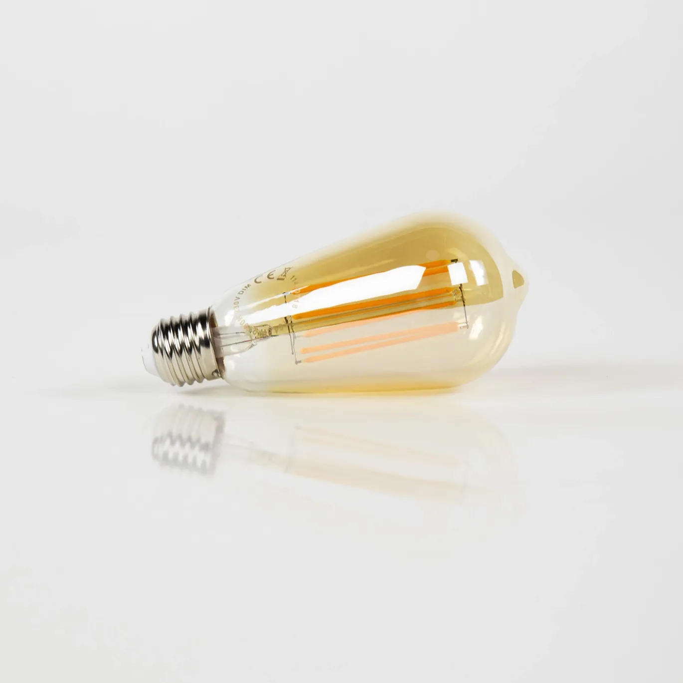 Lichtbron LED filament druppel - E27 6W 2100K 450lm dimbaar / Amberkleurig glas - Giga Meubel